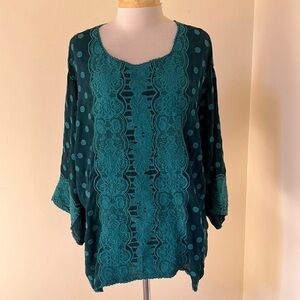 JOHNNY WAS Size L embroidered Binx Boho top